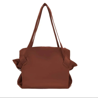 CONVERTIBLE TOTE-TO-MAT BAG.
